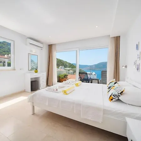 özel Havuzlu Büyük - Kalkan Plaja Sadece 200mt *